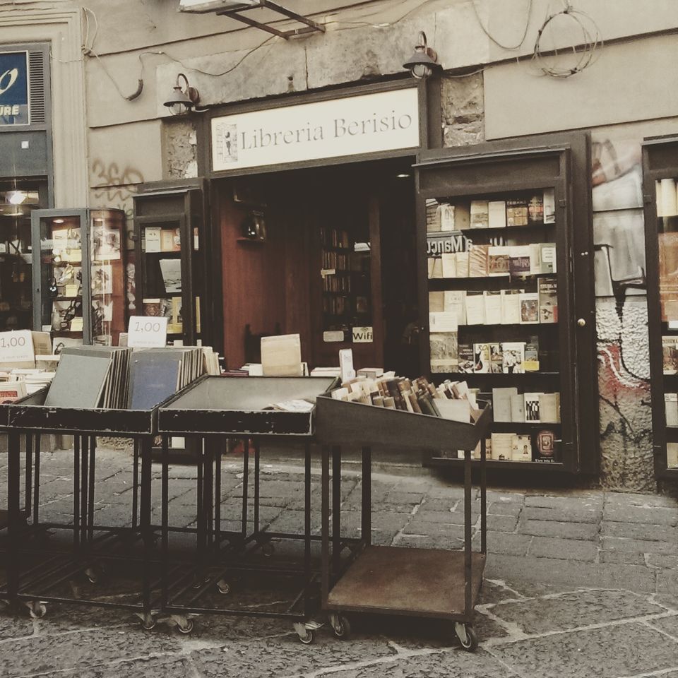 Photo of Of Pizza Marinara And Overwhelming Discoveries: Naples 7/26 by Sumedha Bharpilania