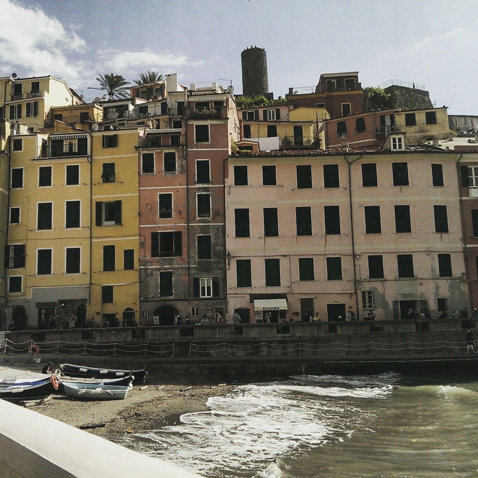Photo of The Five Mystical Villages: Cinque Terre 6/12 by Sumedha Bharpilania