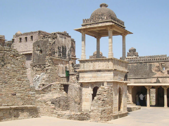 Photo of Travel Guide to Udaipur and Chittorgarh Fort in Rajasthan by deepanshu garg