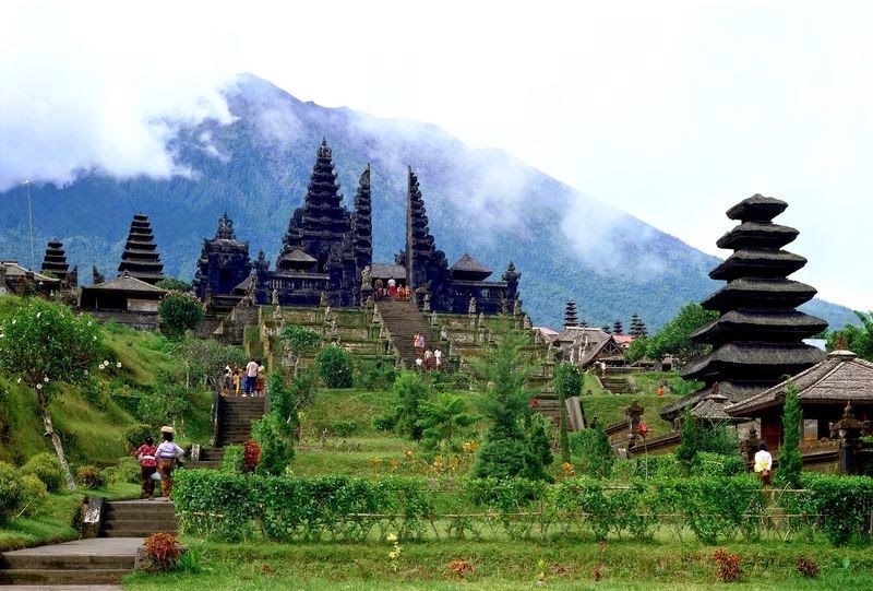 Photo of Trip Around Pura Besakih and Eka Dasa Rudra in Bali by deepanshu garg