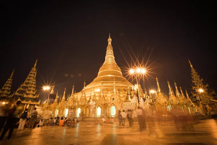 Photo of Shwedagon Pagoda, Yangon, Yangon Region, Republic of the Union of Myanmar by Gina And Daniel