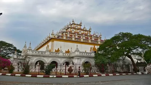 Photo of Atumashi Monastery, 63rd Street, Mandalay, Mandalay Region, Republic of the Union of Myanmar by Gina And Daniel