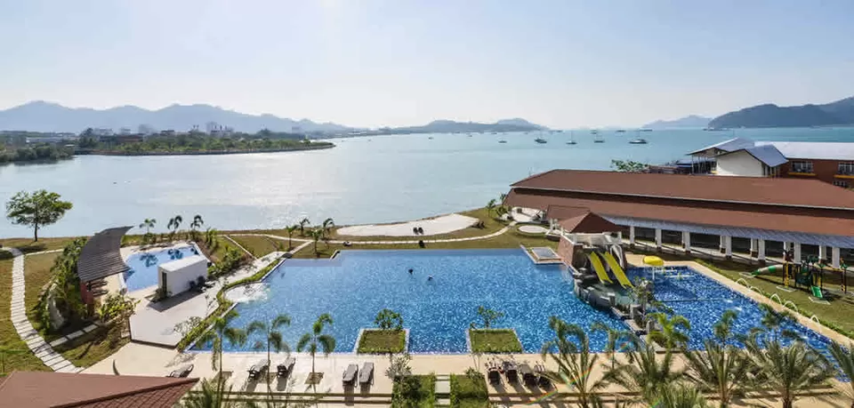 Photo of dayang bay resort, Kuah, Kedah, Malaysia by Swayam Subudhi- The desi v/blogger