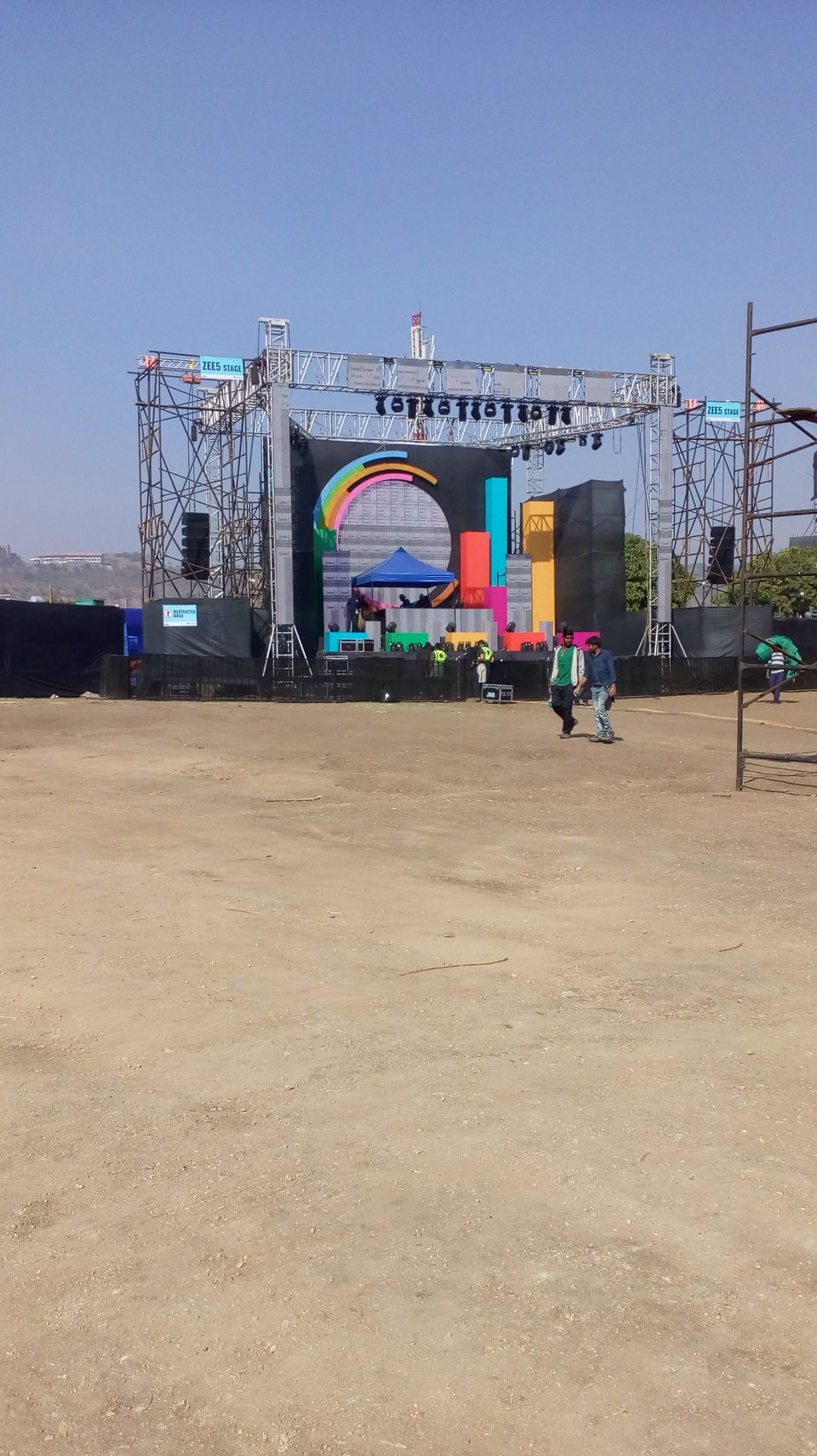 Photo of My first EDM experience ft. Sunburn Festival 2018 by RSHANKA