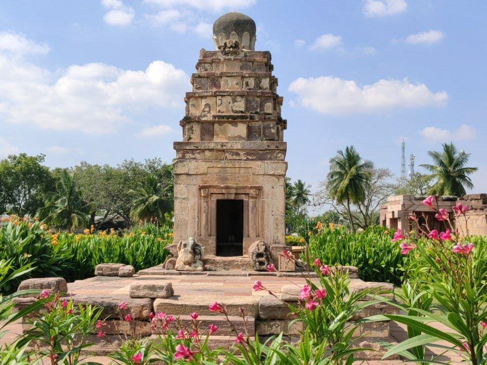 Photo of Aihole by Nikhil