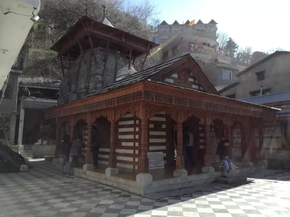 Photo of Snowfall in Manali by Nikhil