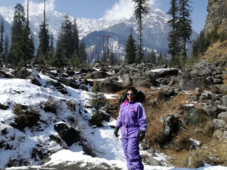 Photo of Snowfall in Manali by Nikhil