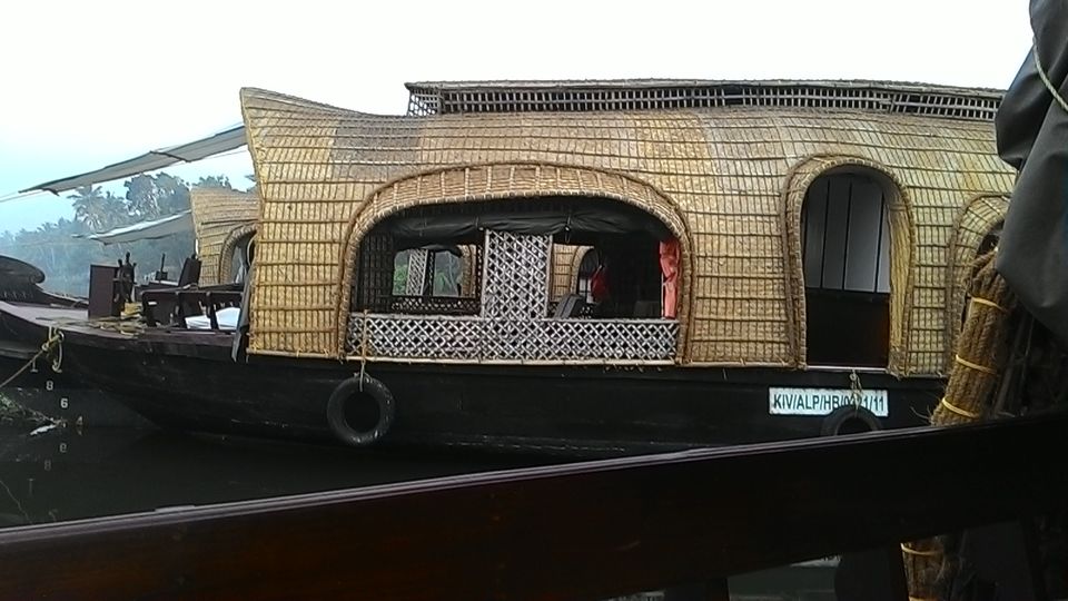 Photo of Alleppey: a story of the beach, the boat and the backwaters by The tales to tell