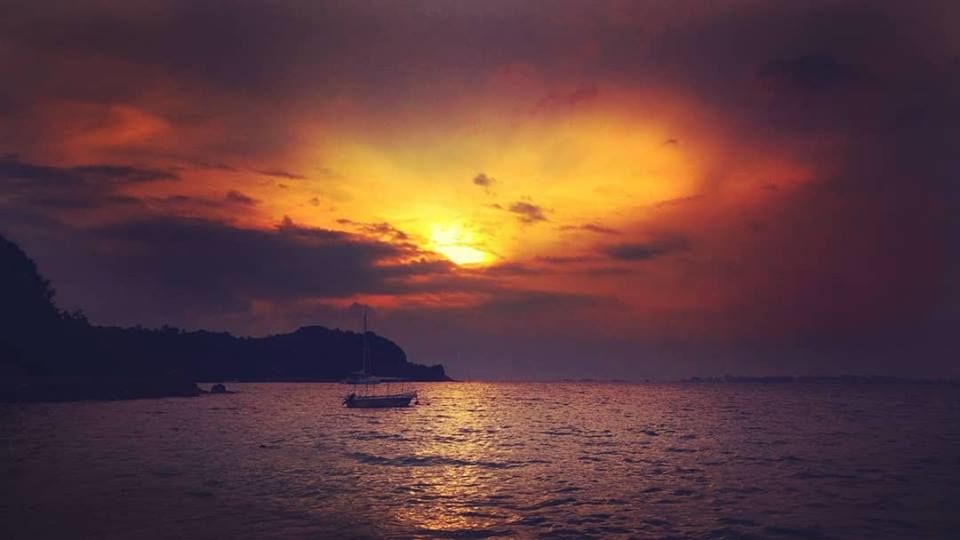 Photo of Unawatuna Beach, Sri Lanka by Amit Kumar