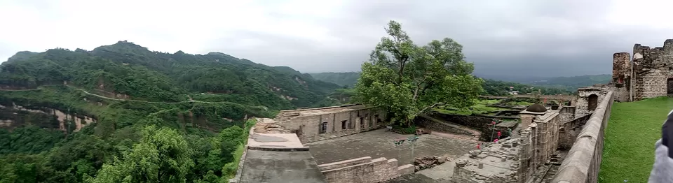 Photo of Kangra, Himachal Pradesh, India by Ayush Tiwari