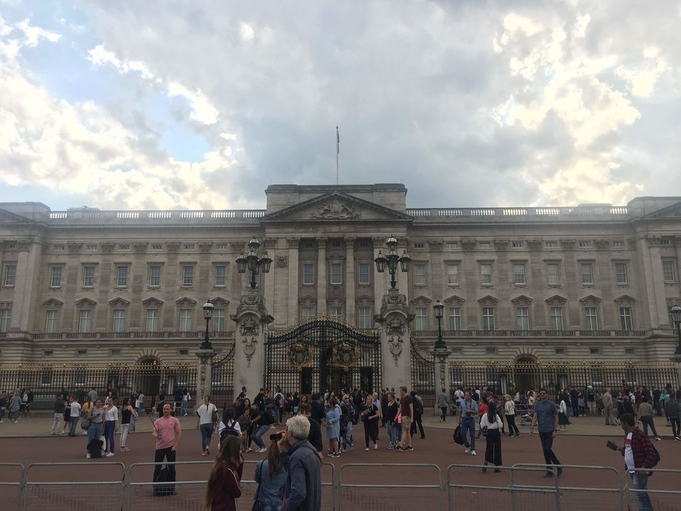Photo of Buckingham Palace Road, London, UK by Swati Tiwari