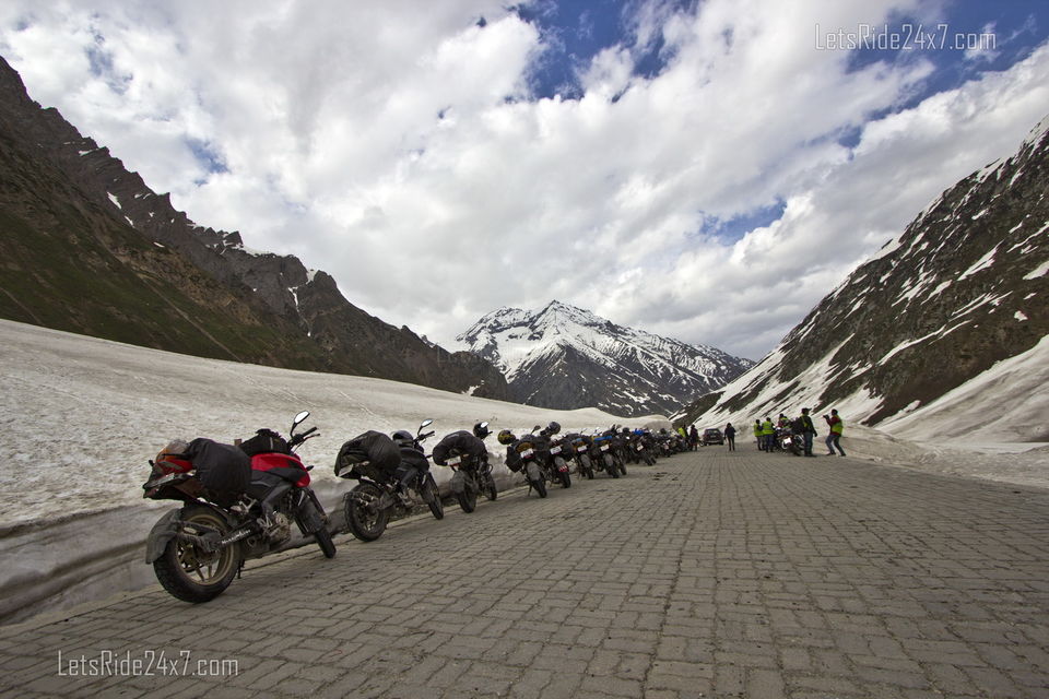 Photo of Leh Ladakh 2014 - 14 bikes 14 riders and a journey to the highest motor-able road 16/26 by Rishabh Shukla
