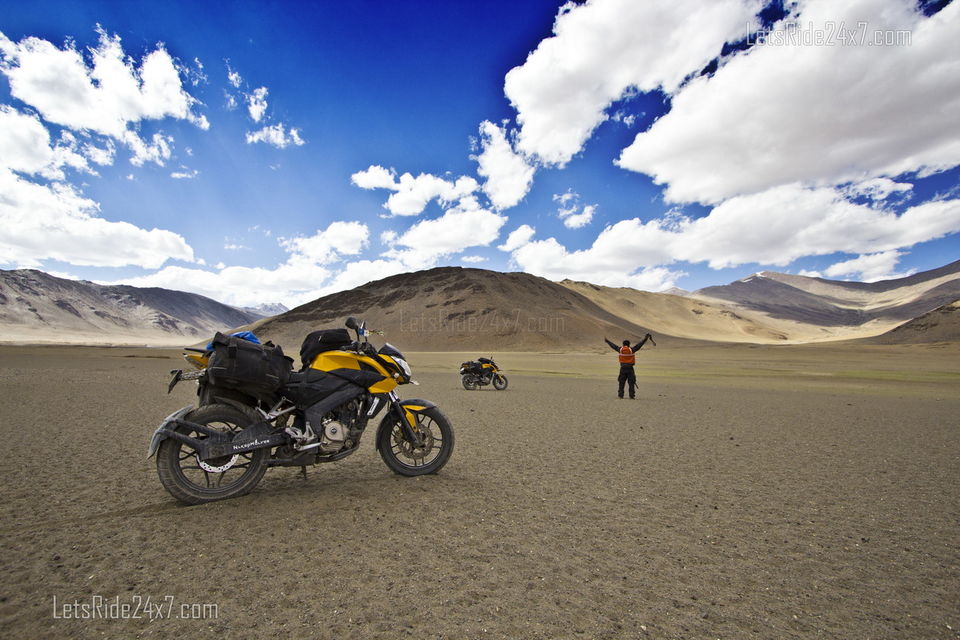 Photo of Leh Ladakh 2014 - 14 bikes 14 riders and a journey to the highest motor-able road 24/26 by Rishabh Shukla