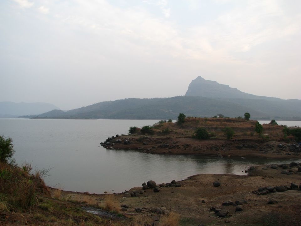 Photo of Pawna Lake, Pune, Maharashtra, India by Nutterbugg