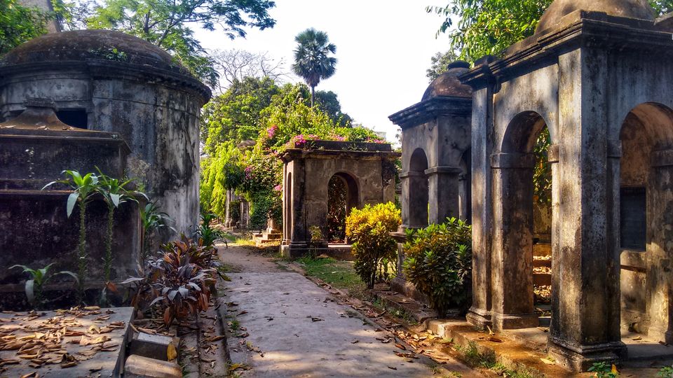 Photo of South Park Street Cemetery, Mullick Bazar, Park Street area, Kolkata, West Bengal, India by Soumita Das