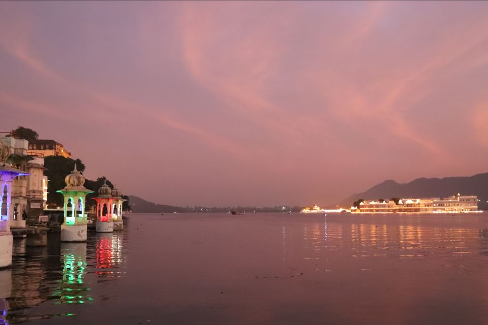 Photo of Palaces, Forts, Lakes, Desert and National Park - All in a week by Soumita Das