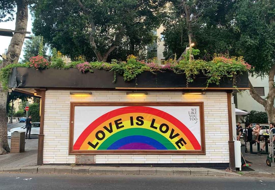 Photo of 10 Problems that LGBTQ+ Community Faces while Travelling that Straight People Don't have to Think by Soumita Das