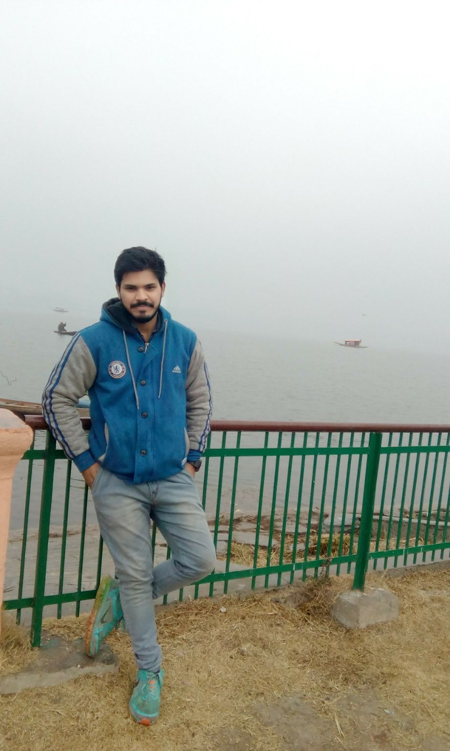 Photo of Dal Lake, Srinagar by Pawan Pandey