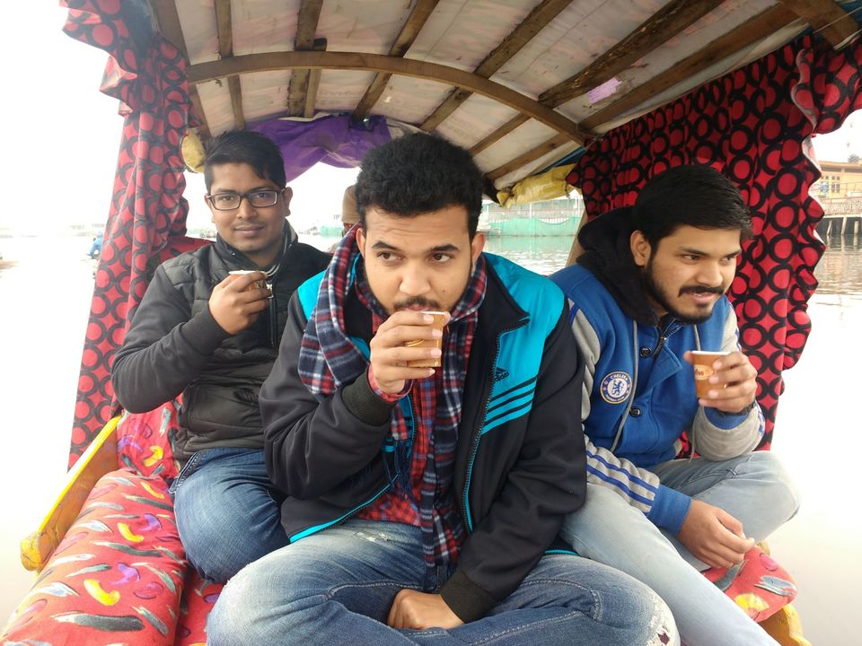 Photo of Dal Lake, Srinagar by Pawan Pandey