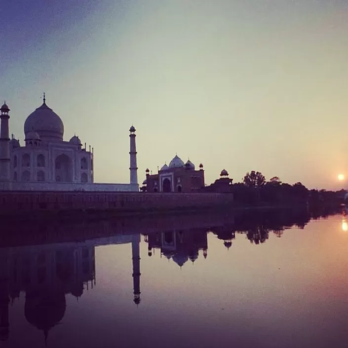 Photo of Taj Mahal, Dharmapuri, Forest Colony, Tajganj, Agra, Uttar Pradesh, India by Venu bairi