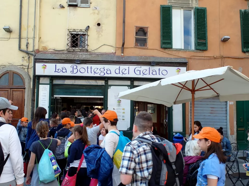 Photo of La Bottega Del Gelato S.R.L., Piazza Giuseppe Garibaldi, Pisa, Italy by Lynette Tan