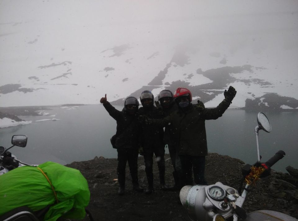 Photo of Manali Leh Bike Trip Ride to Paradise 15/49 by Abhishek Saha
