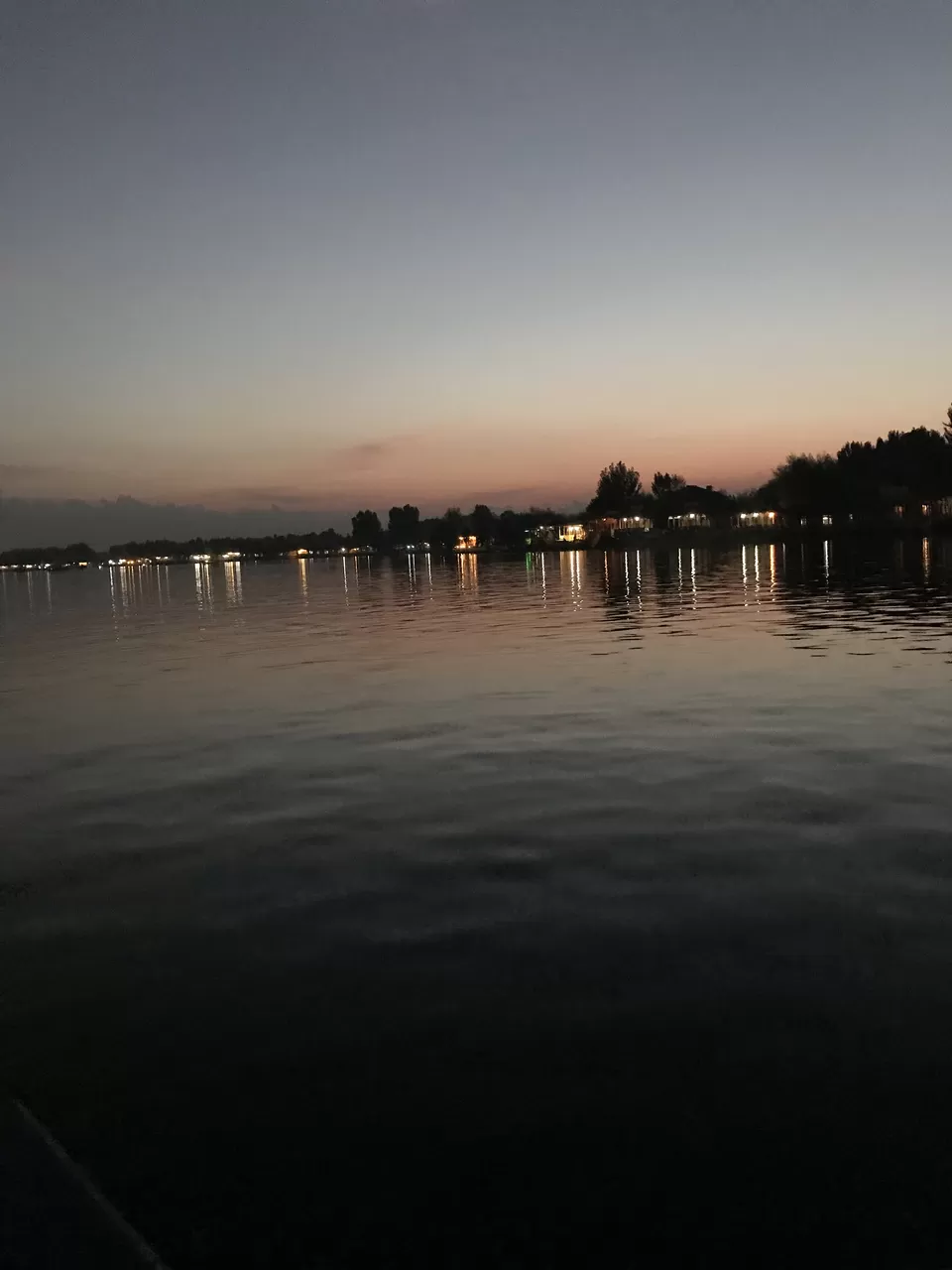 Photo of Dal Lake, Srinagar by NaughtyandCurly