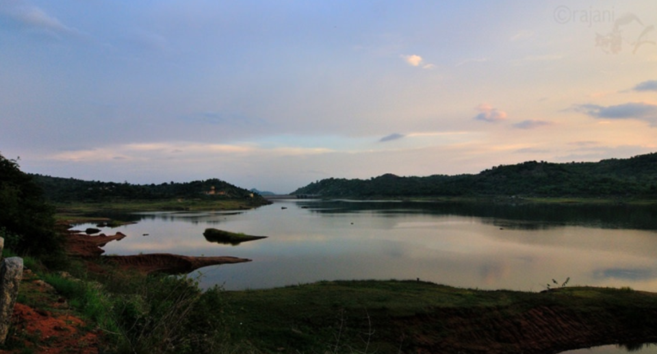 Photo of Manchanabele Dam Cross, Manchanabele, Karnataka by Ayushee Chaudhary