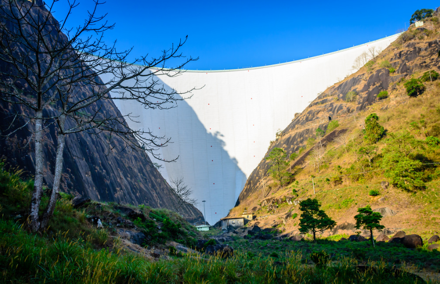 Photo of Idukki Dam, Idukki Township, Kerala by Ayushee Chaudhary