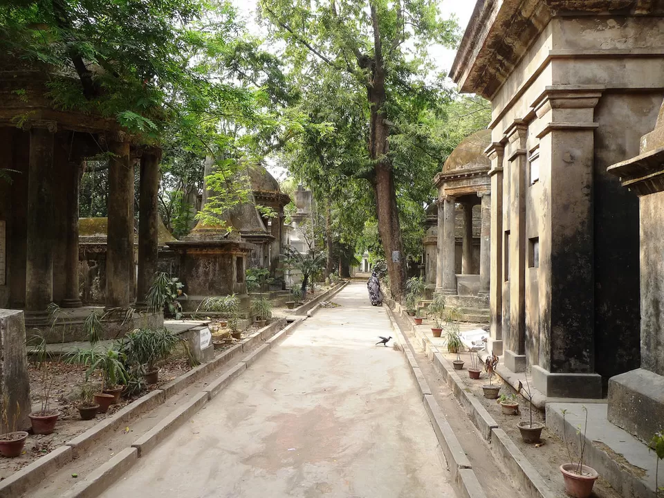 Photo of South Park Street Cemetery, Mullick Bazar, Park Street area, Kolkata, West Bengal, India by Ayushee Chaudhary