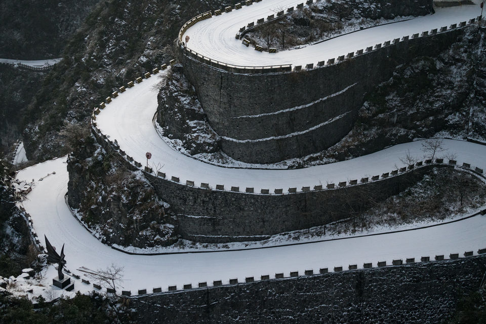 Photo of Hit the road through some of the most scenic drives of the world by Ayushee Chaudhary