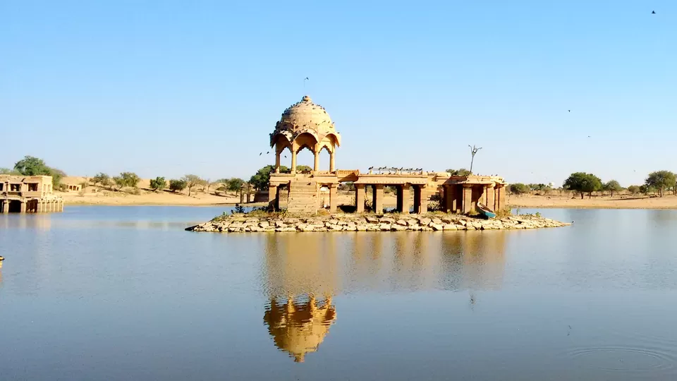 Photo of Gadisar Lake, Postal Colony, Jaisalmer, Rajasthan, India by Amrita C