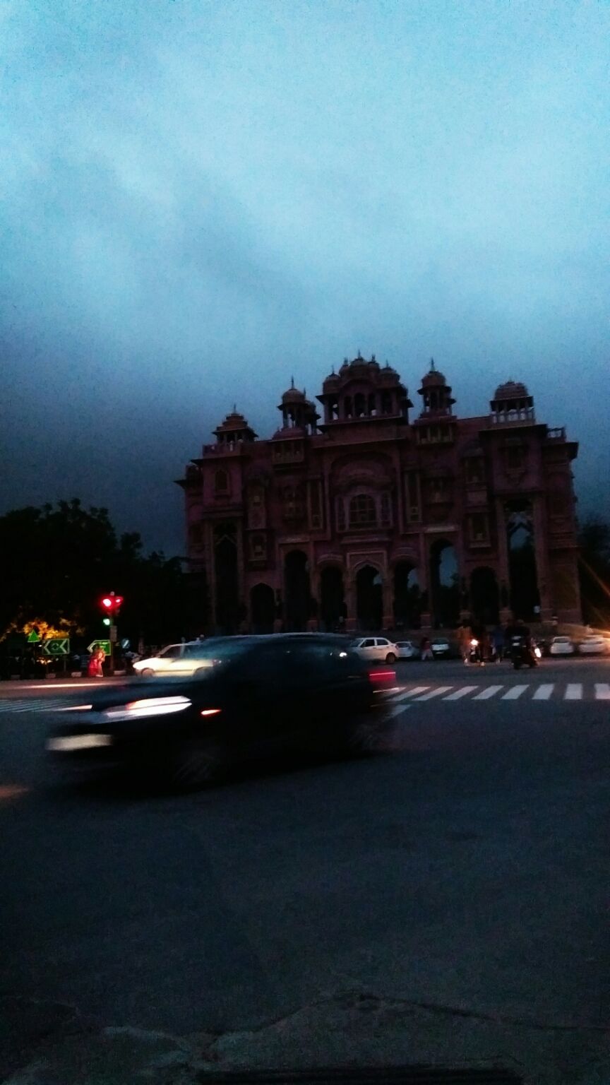 Photo of An evening in Jawahar Circle by ila johri