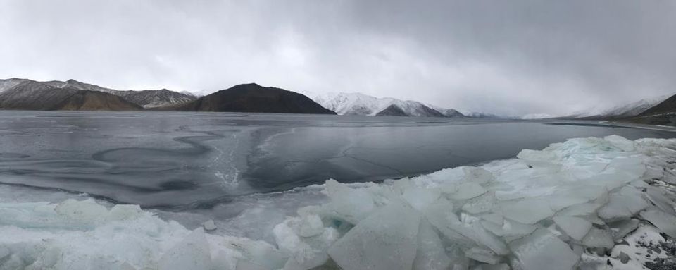 Photo of Ladakh in Winters ... Yeah Sure!!! by Vrundesh