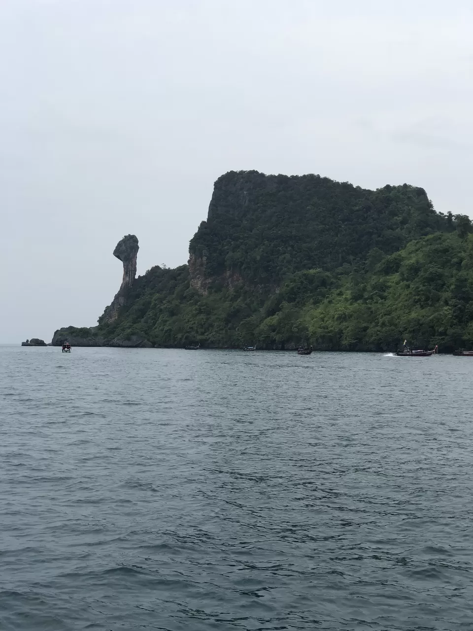 Photo of Chicken Island (Koh Poda Nok), Ao Nang, Mueang Krabi District, Krabi, Thailand by Vrundesh