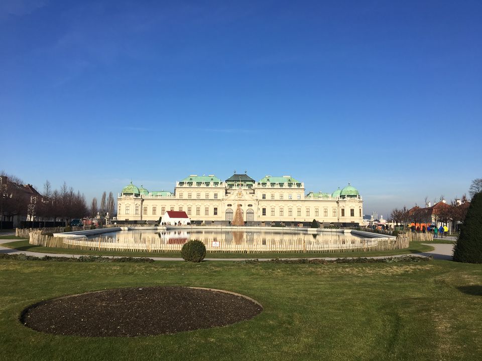 Photo of Hofburg Palace, Vienna, Austria by Vrundesh