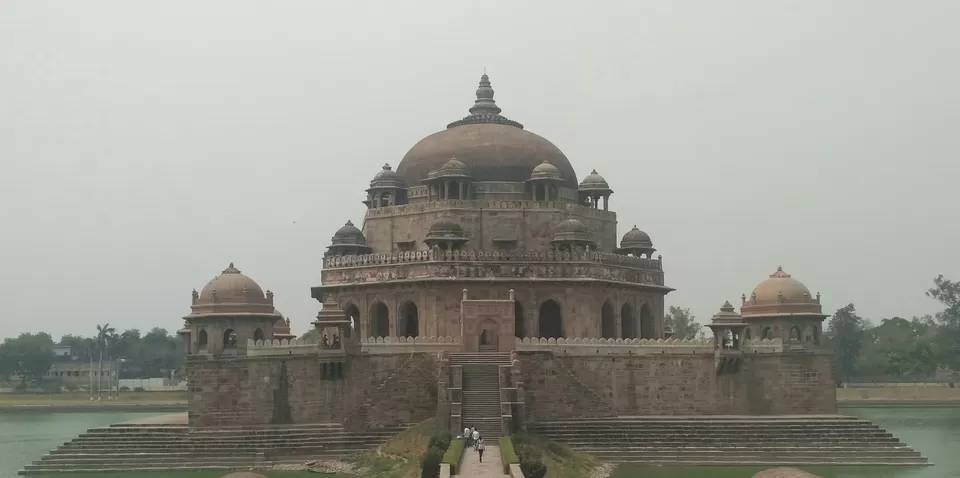 Photo of Sher Shah Suri Tomb, Laxkariganj, Sasaram, Bihar, India by Rohit Sahu