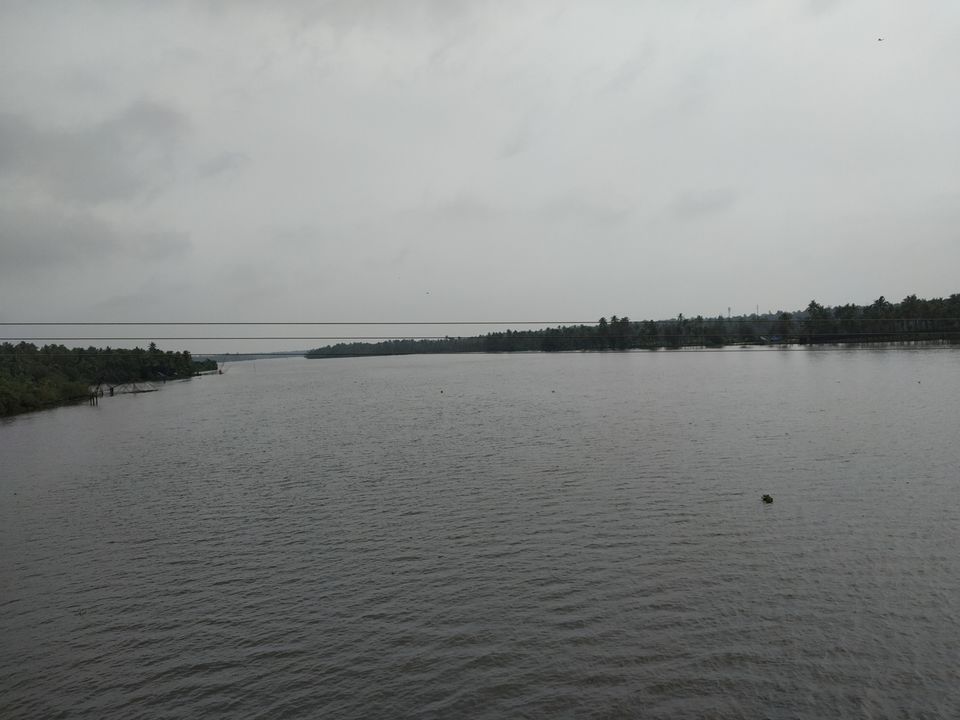 Photo of "IN SEARCH OF LOVE TOWARDS NATURE WITH KERALA : THRISSUR; ATHIRAPILLY; KOZHIKODE:. by Nomadic Raheem