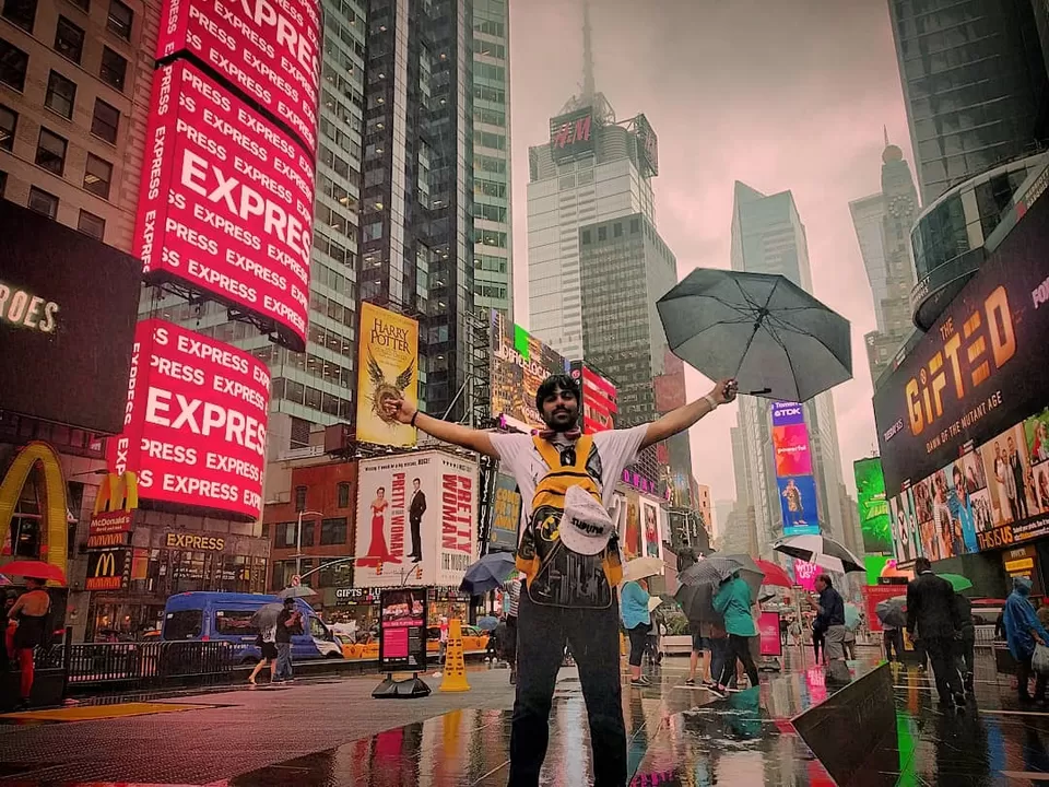 Photo of Times Square, Manhattan, NY, USA by Khushal Asrani
