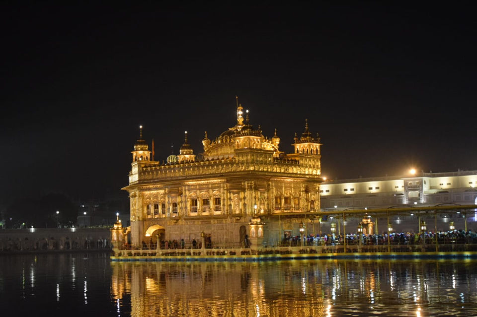 Photo of Golden Temple Road, Jallan Wala Bagh, Katra Ahluwalia, Amritsar, Punjab, India by Mansi
