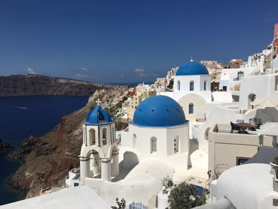Photo of Santorini. by Dhawal Pagay