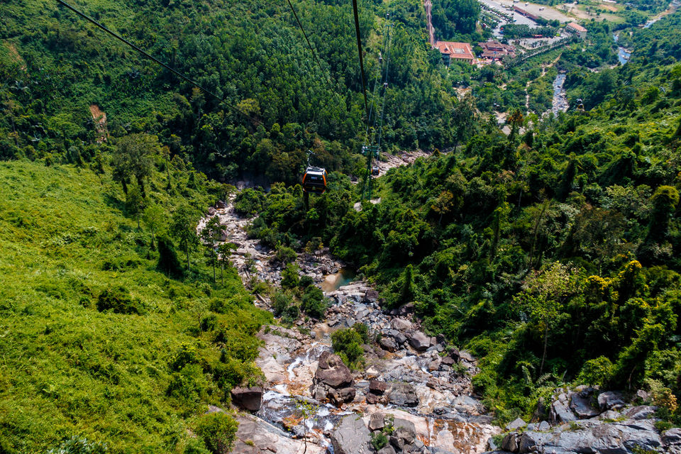 Photo of Bà Nà Hill - đường lên tiên cảnh, Hòa Ninh, Da Nang, Vietnam by Andrew Ng De Rong
