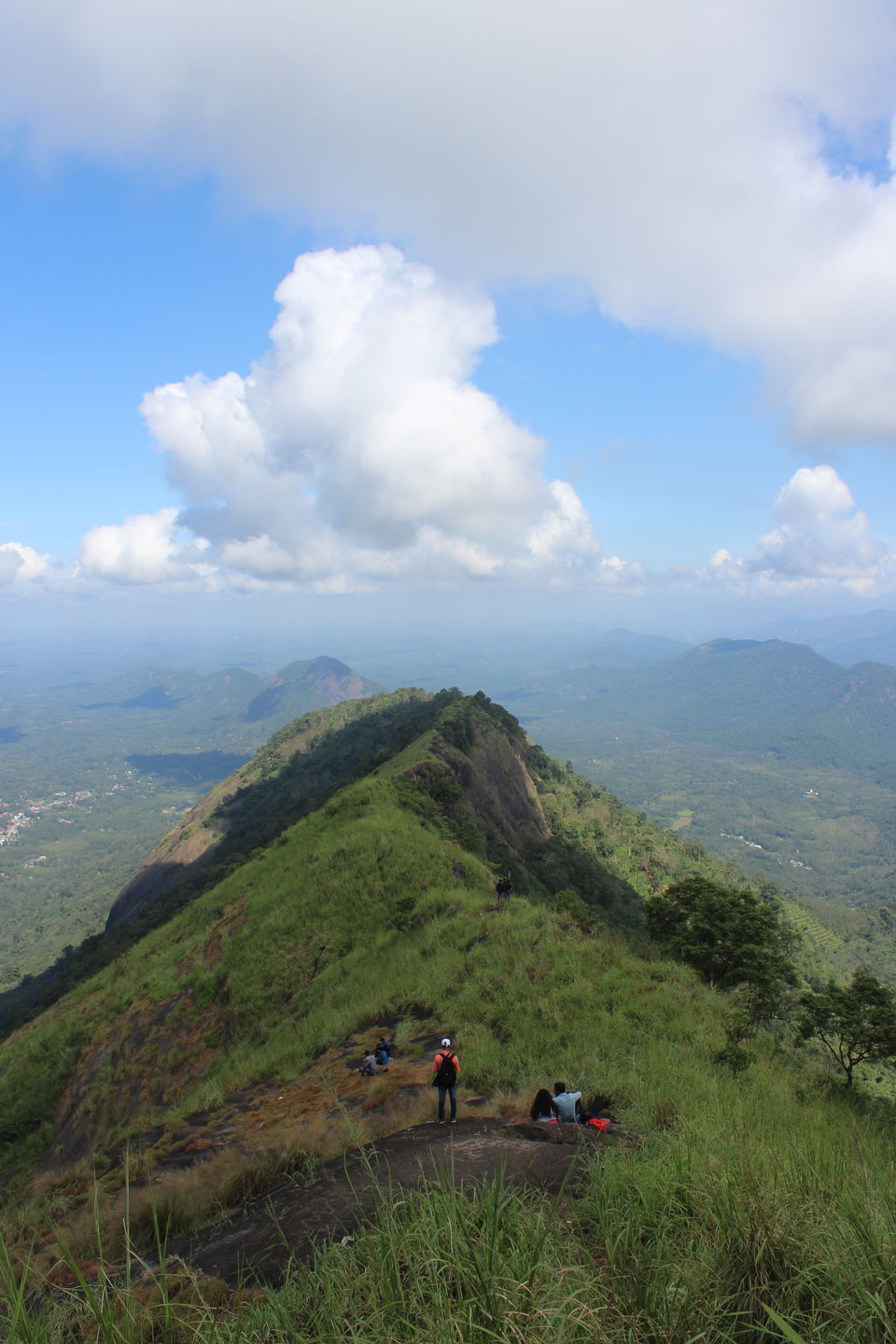 Photo of Exploring Kattadikadavu, an offbeat trekking destination in Kerala. by Akhil Narayanan