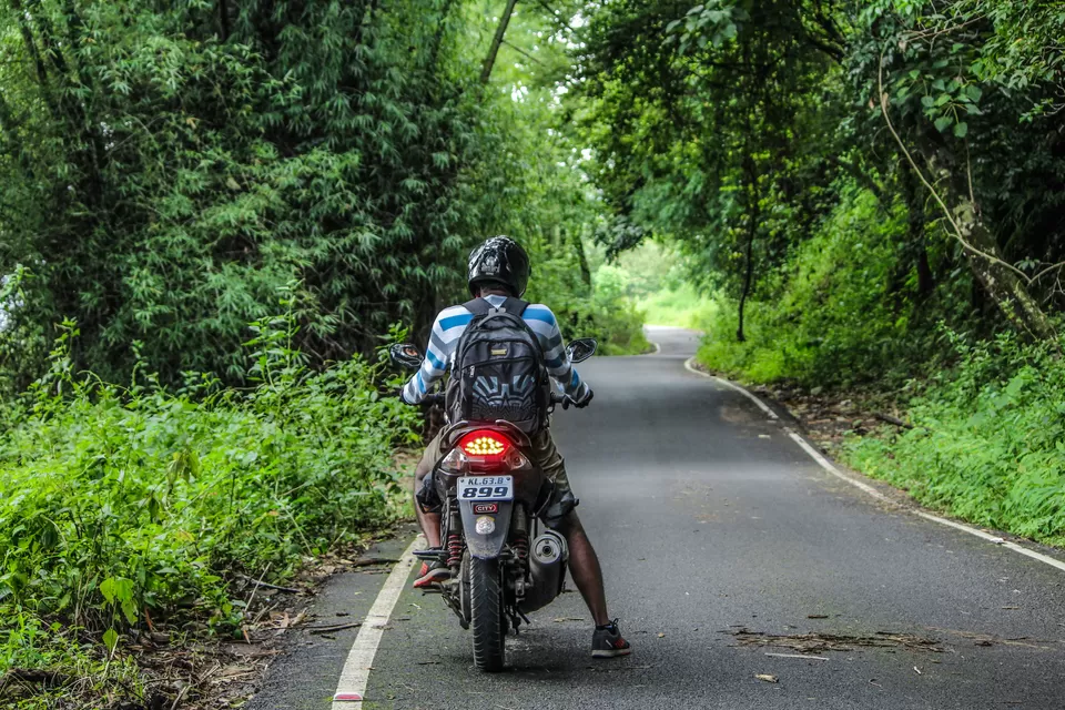 Photo of Valparai, Tamil Nadu, India by Akhil Narayanan