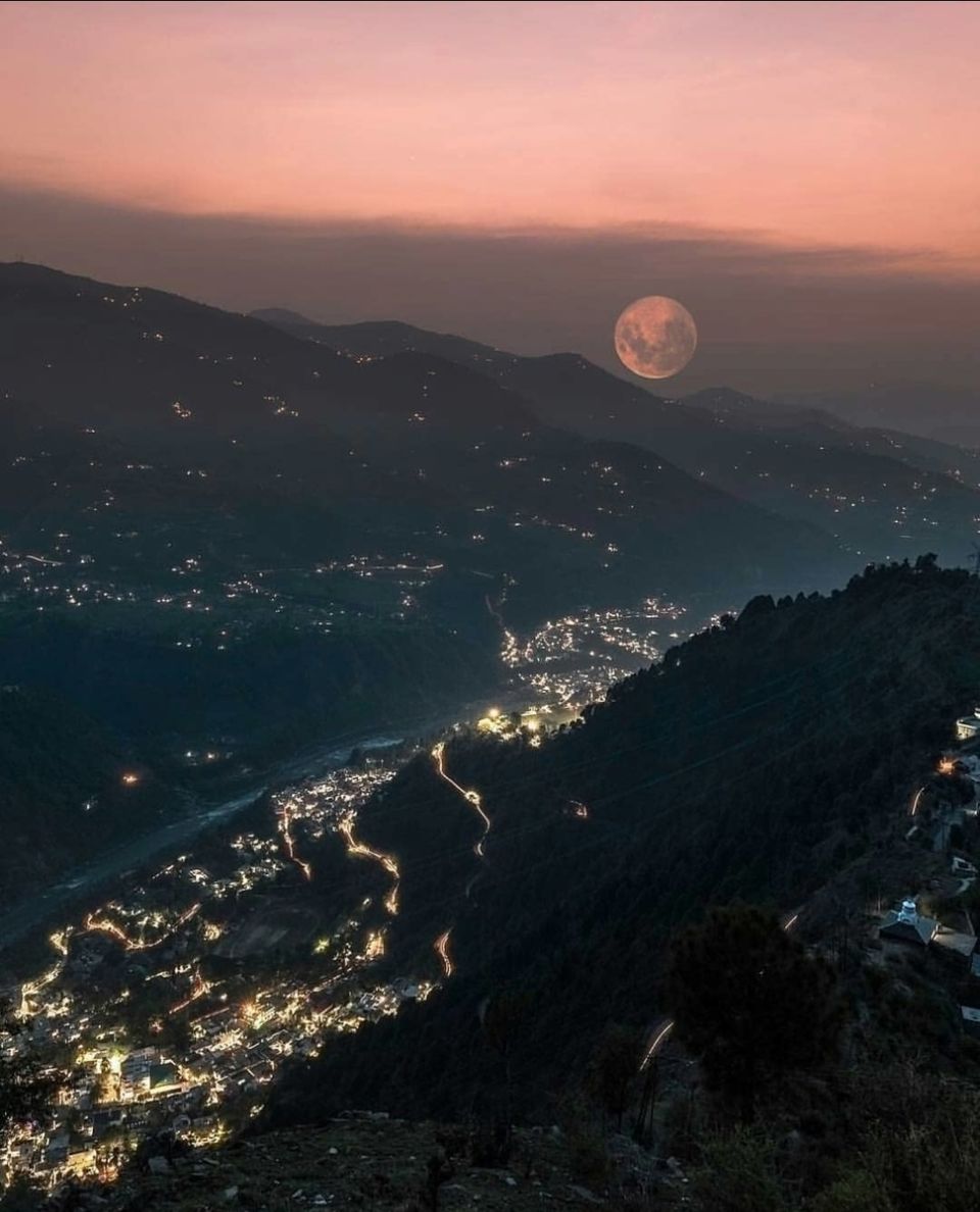 Photo of लैंसडाउन : काली पहाड़ी के नाम से प्रसिद्ध लैंसडाउन ज़रूर पढ़े। by Shareef