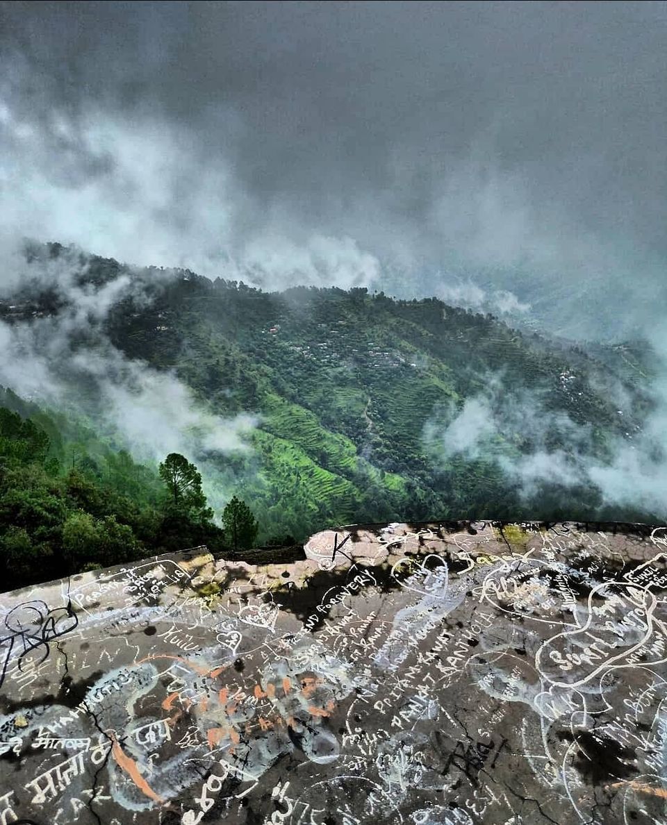 Photo of लैंसडाउन : काली पहाड़ी के नाम से प्रसिद्ध लैंसडाउन ज़रूर पढ़े। by Shareef