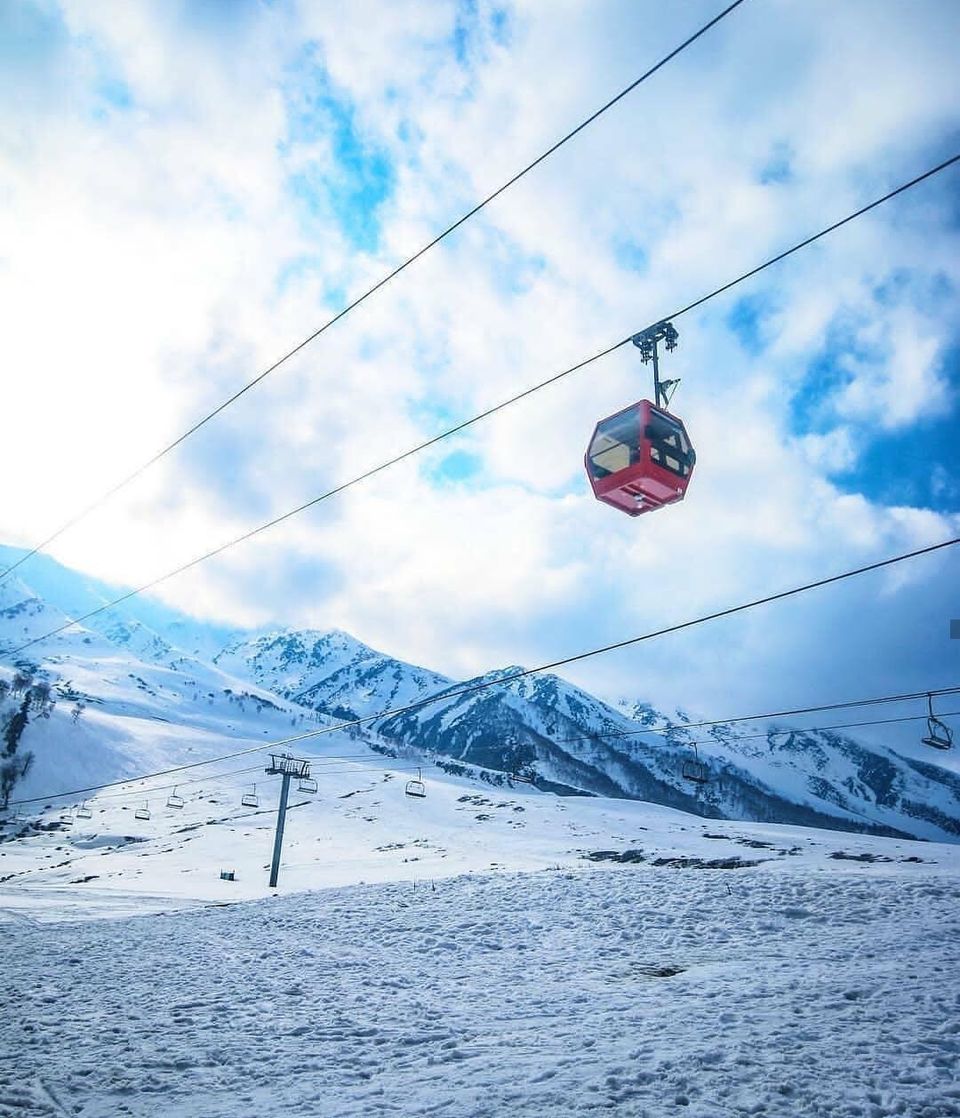 Photo of गुलमर्ग : बर्फ की गोद by Shareef
