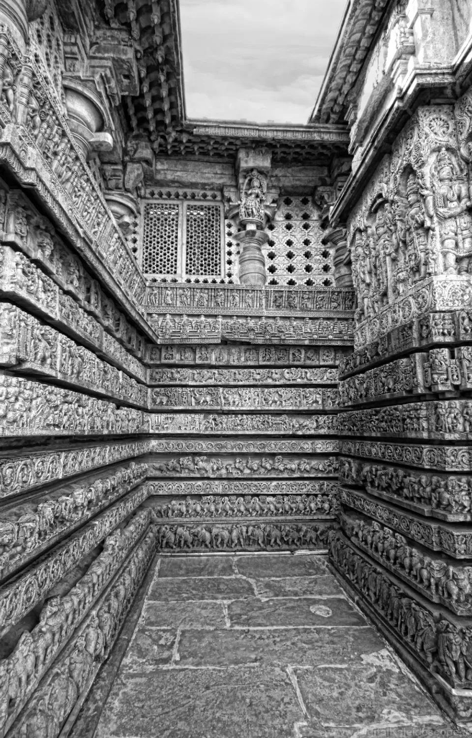 Photo of हैलेबिड : राजस्व गौरव और खंडहर की भूमि by Shareef