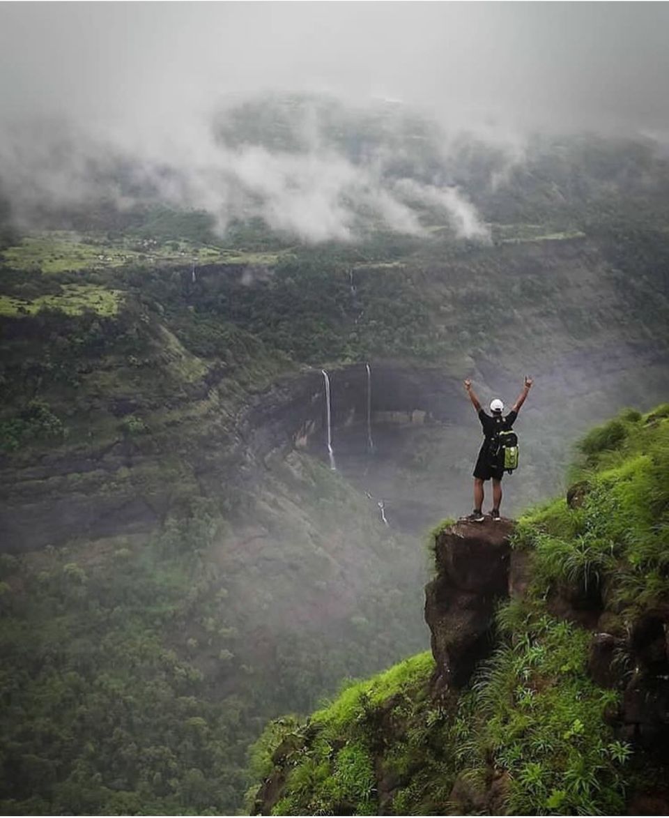 Photo of लोनावला : मुंबई के भीड़ भरे महानगरीय जीवन से दूर रोमांटिक छुट्टियां बिताने के लिये बेहतर जगह। by Shareef