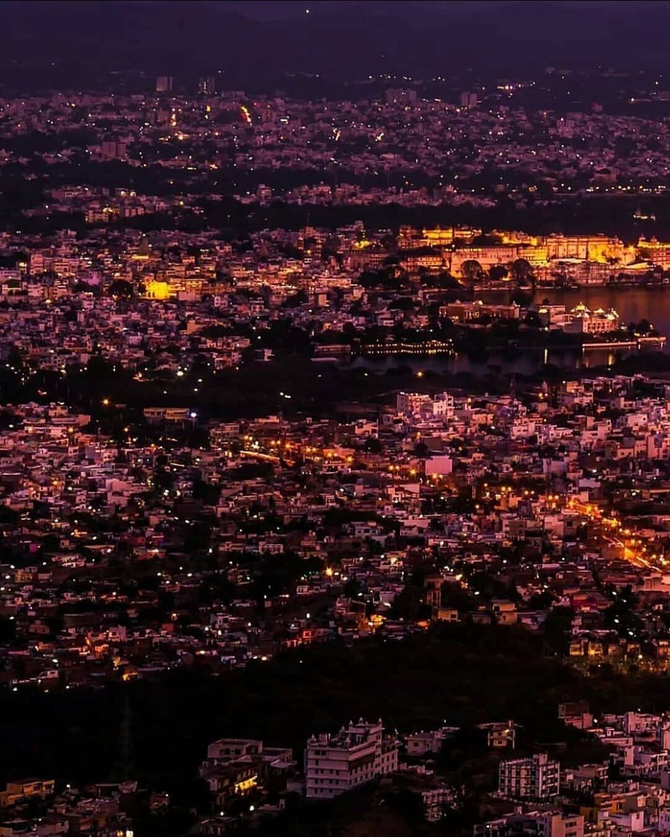 Photo of उदयपुर : एक शाही पुंरुद्धवार के लिए झीलों का शहर by Shareef